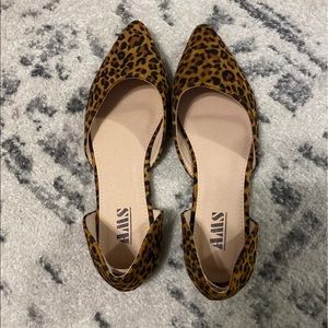 Cheetah Print flats. Never worn. Size 9